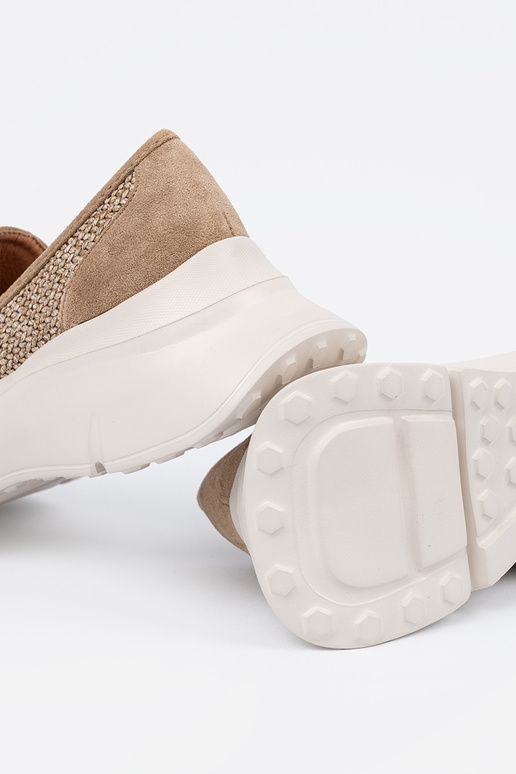 beeži värvi kingad paksul tallal