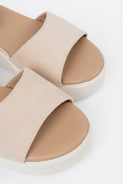 Elevandiluu värvi kingad naiste omad...