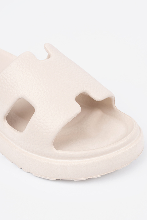 Sussid naiste omad platvormiga...