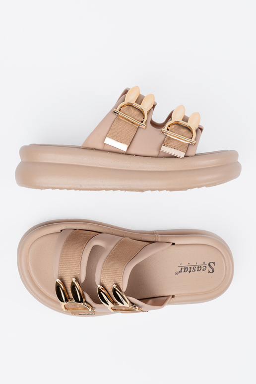 Küpsisevärvi sandaled kuldsete...