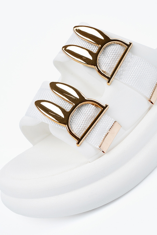 Valge värvi sandaled kuldsete...