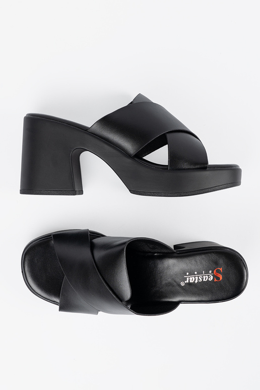 msuud plätud kõrge kontsaga