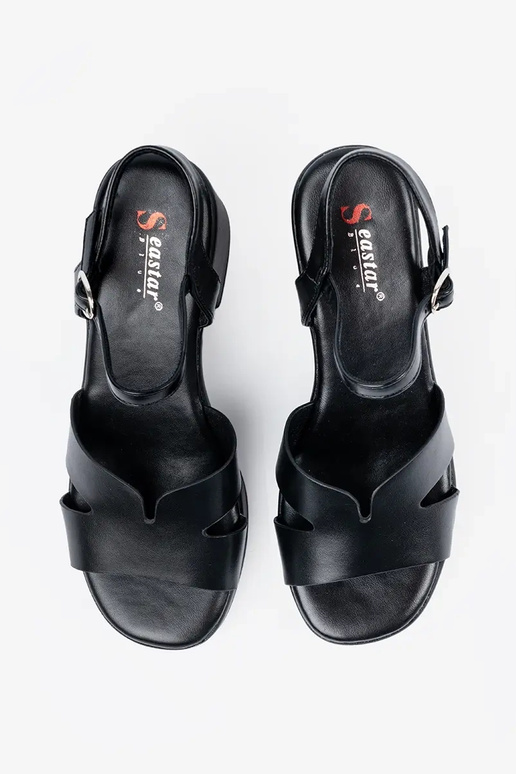 Mustad sandaalid kontsaga Mustad sandaalid kontsaga