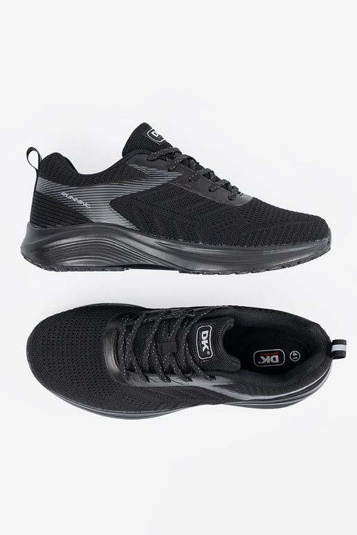 Mustad kerged meeste spordijalatsid