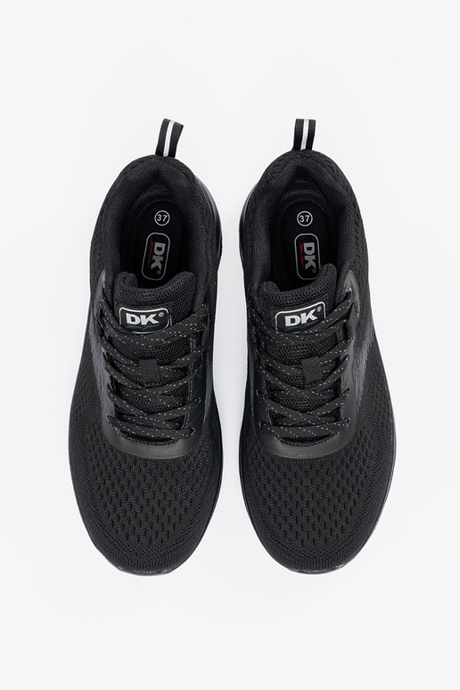 Sportlikud jalatsid punaste...