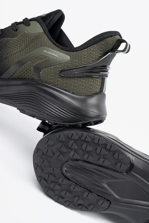 Klassikalised pruunid poolsaapad...