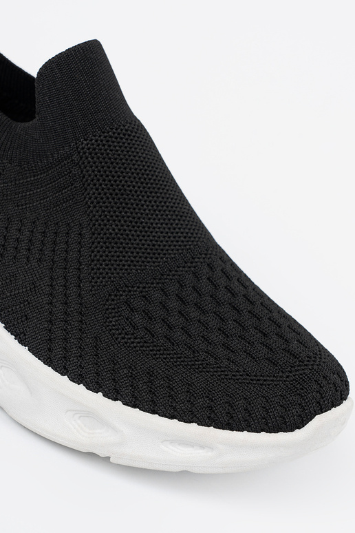 Mustad naiste spordijalatsid lukuga