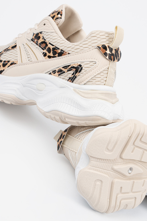 Beežid spordistiilis kingad...