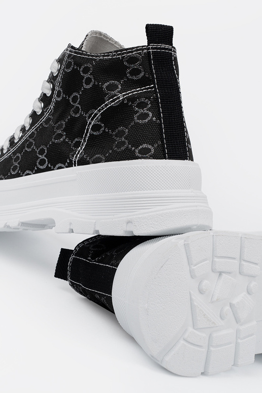 Mustade jalatsid paeltega ja platvormiga