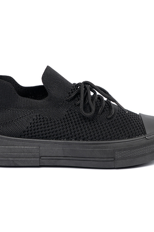 Mustad naiste kingad