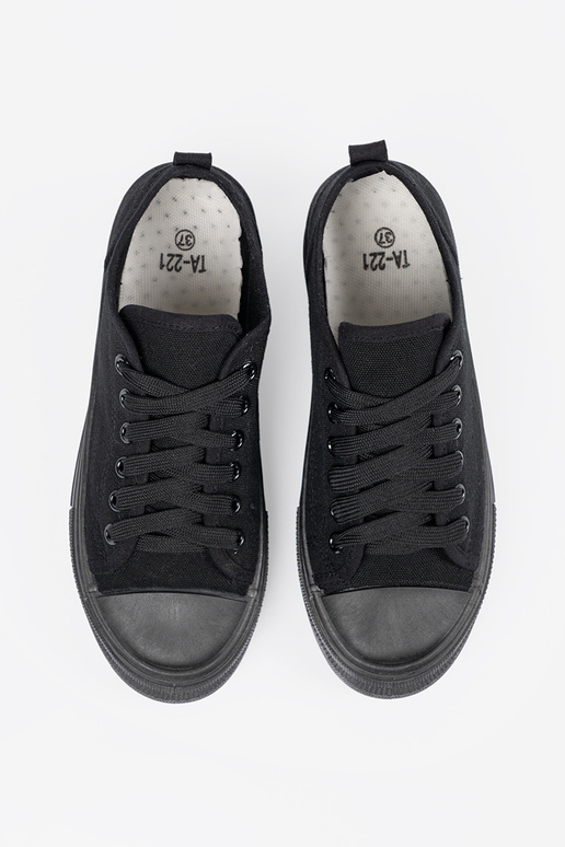 Mugavad mustad kingad lühikese varbaga