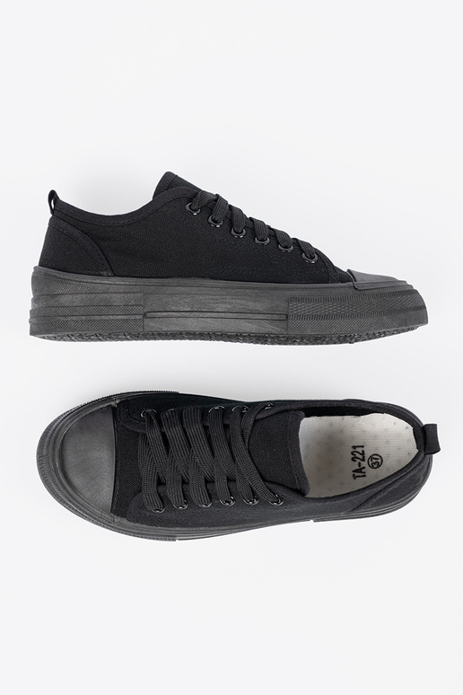 Mugavad mustad kingad lühikese varbaga