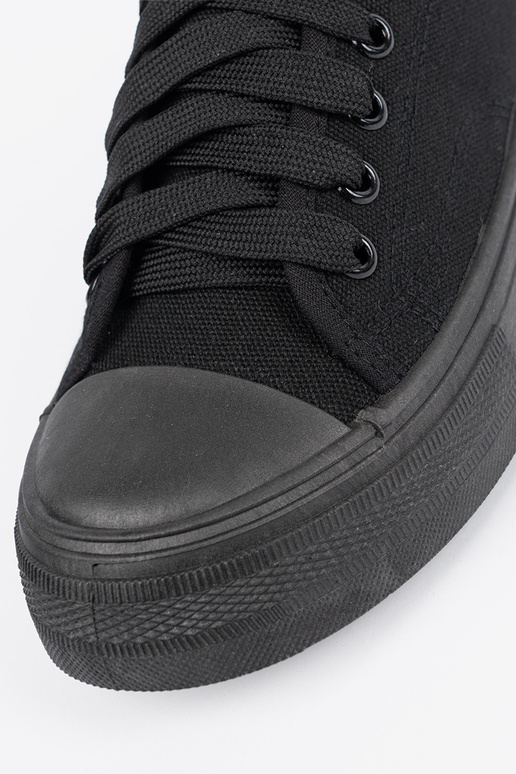 Mugavad mustad kingad lühikese varbaga