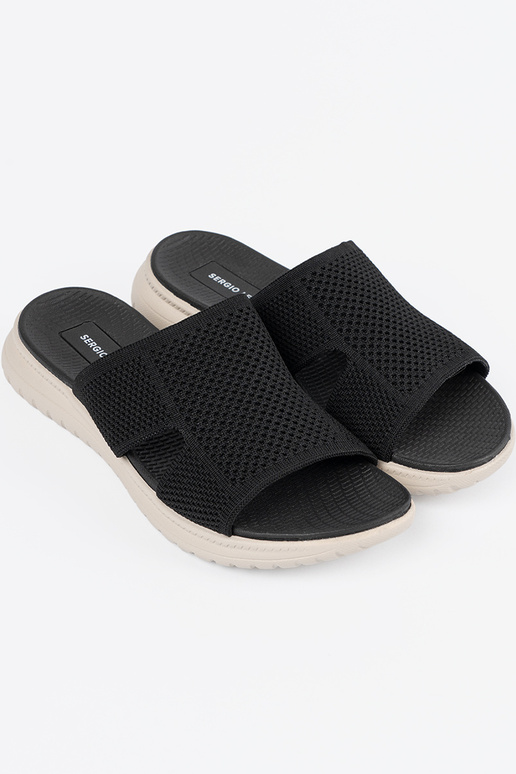 Mustad kingad avatud detailidega