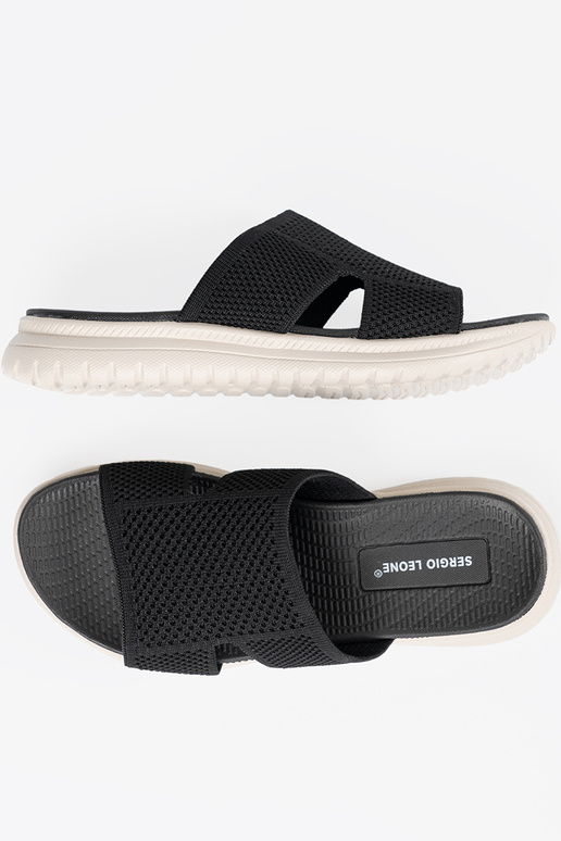 Mustad kingad avatud detailidega