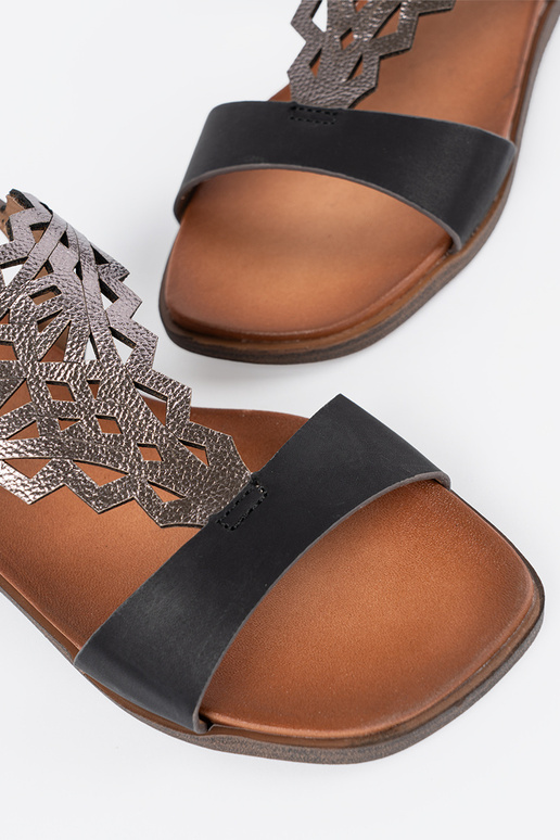 Pruunid madalad sandaalid, Sergio Leone