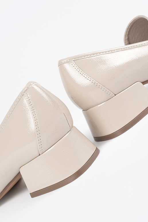 Erksad beežid naiste kingad lorde...