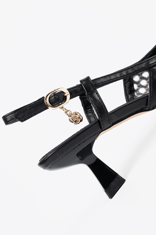 Aukudega kõrge kontsaga sandaalid...