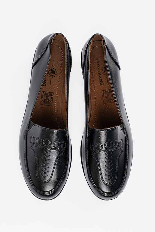 Naiste poolsaapad dekoratiivse tikandiga Naiste poolsaapad dekoratiivse tikandiga