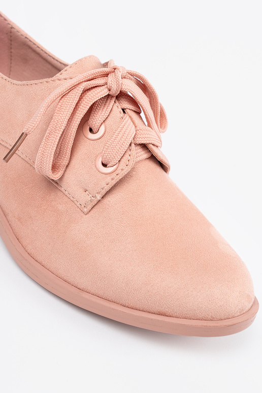 Kergelt roosa varjundiga poolsaapad