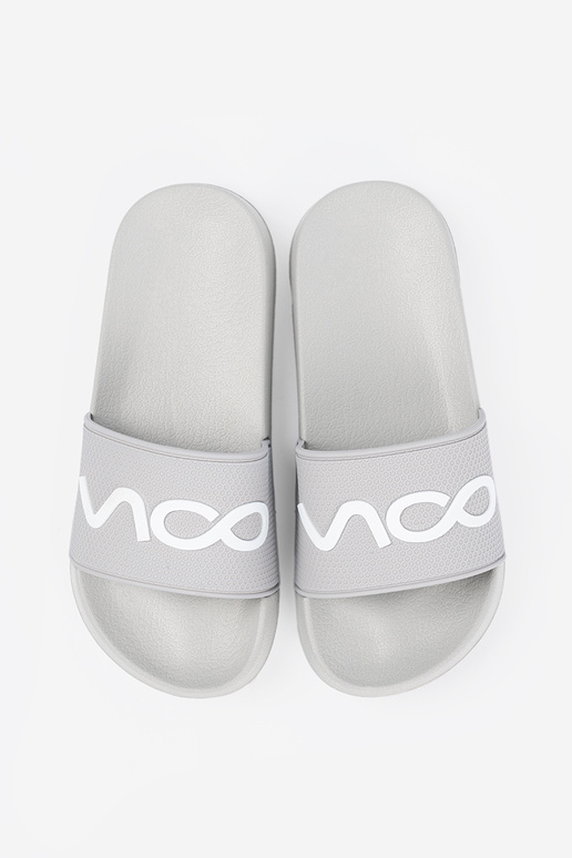 Halli värvi plätud koos pealdisega