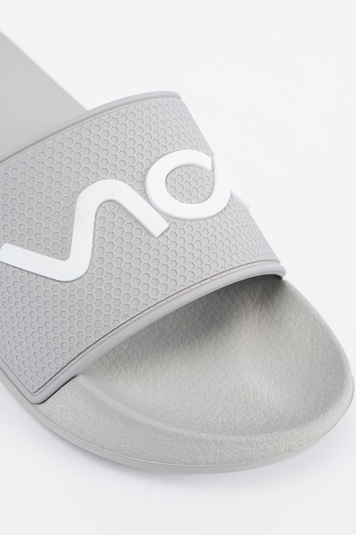 Halli värvi plätud koos pealdisega