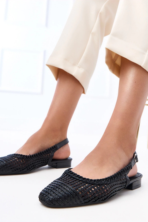 Mustad avatud kannaga baleriinad Eve