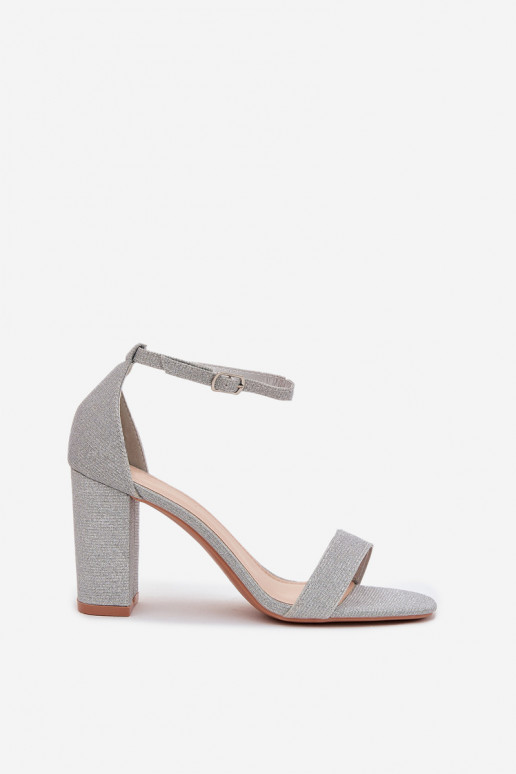 läikiv Pealistesandaalid Hõbedat värvi Kavina läikiv Pealistesandaalid Hõbedat värvi Kavina