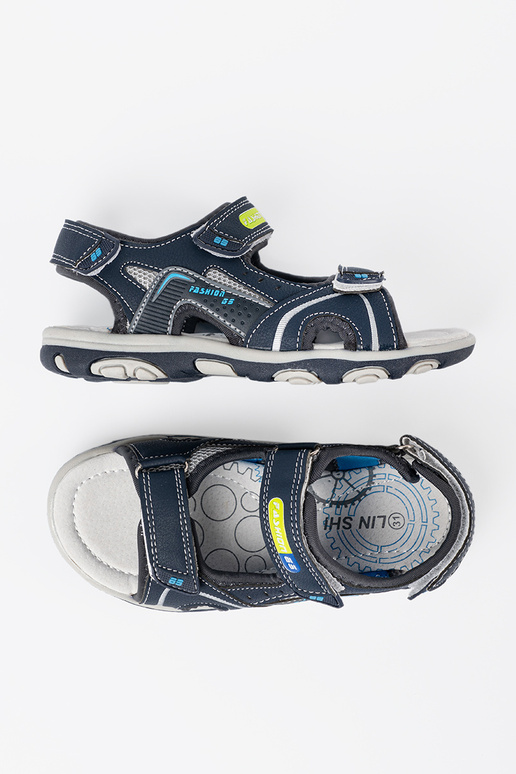 Halli värvi kingad poisilik