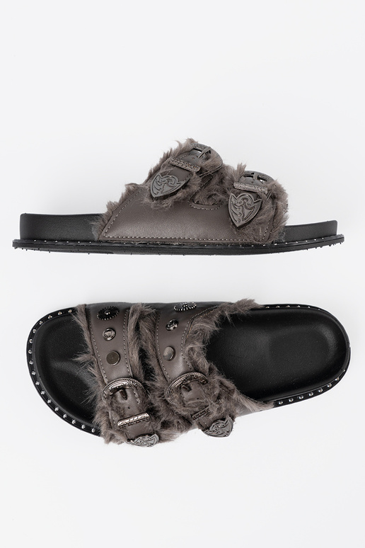 Halli värvi plätud karusnahaga i ćsisseiekami