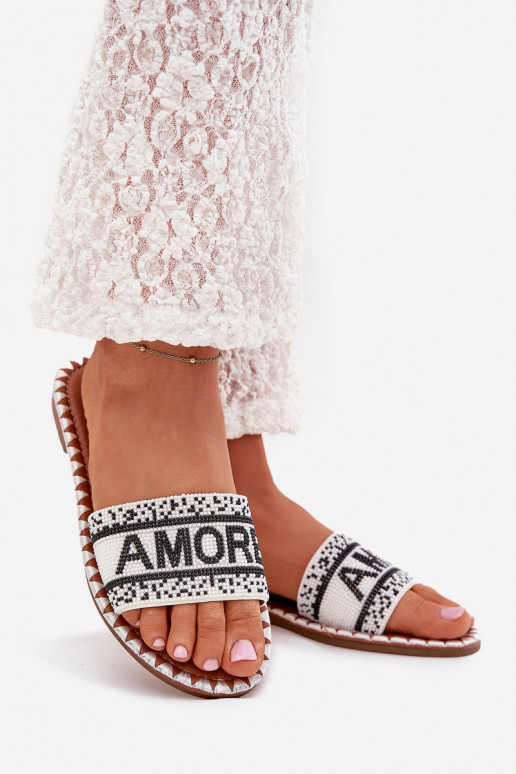 naiste plätud laiade nööridega Kaunistusega Amore valget värvi Avelina