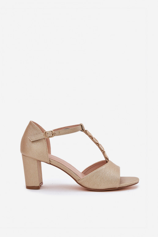 Pealistesandaalid dekoreeritud kontsaga Eco nahk Kuldset värvi Triavera