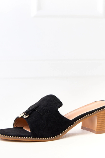 Mustad sussid kontsaga... 2