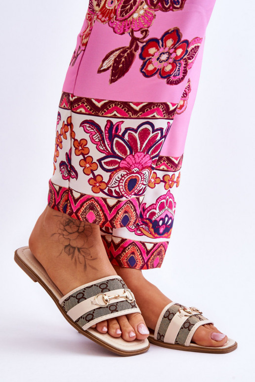 Klassikalise mudeli lamedad sandaalid beeži värvi Sellel onrlene