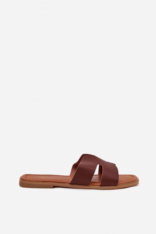 Sussid Pealiste korter Väljalõigetega tumepruuni värvi Salyra