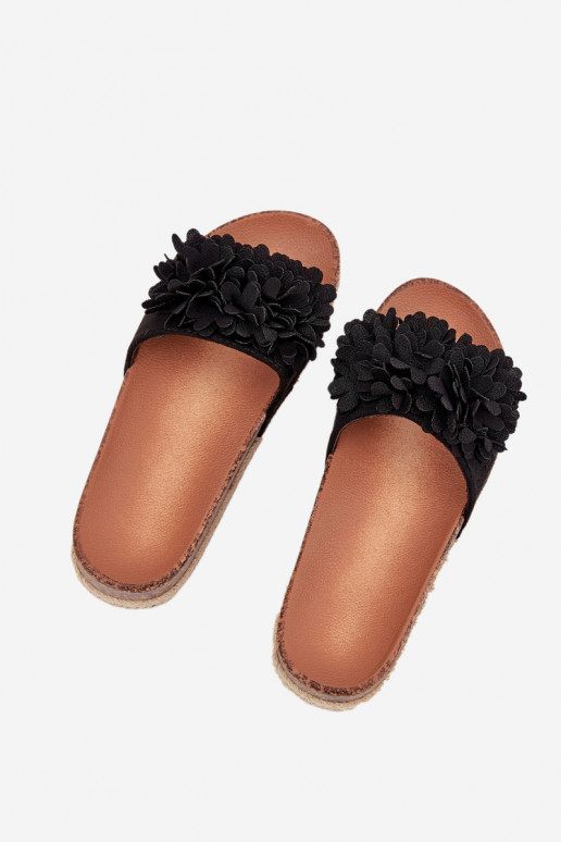 naiste plätud platvormiga Koos Ornatei Lillkami msuud Tessara naiste plätud platvormiga Koos Ornatei Lillkami msuud Tessara