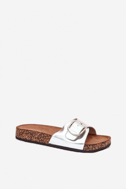 naiste plätud Korkosissea platvormil neetide ja pandlaga Hõbedat värvi Vianara