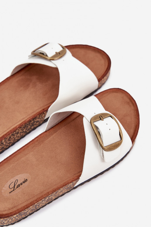 naiste plätud Korkosissea platvormil neetide ja pandlaga valget värvi Vianara