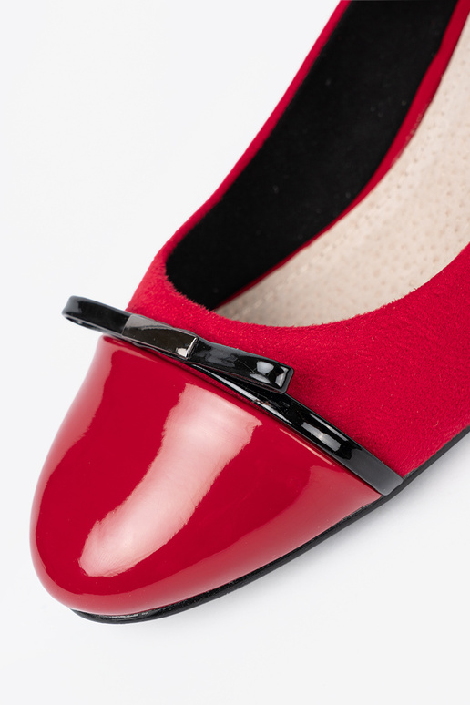 runased poolsaapad vibuga i lakierosisseanym noskiem runased poolsaapad vibuga i lakierosisseanym noskiem