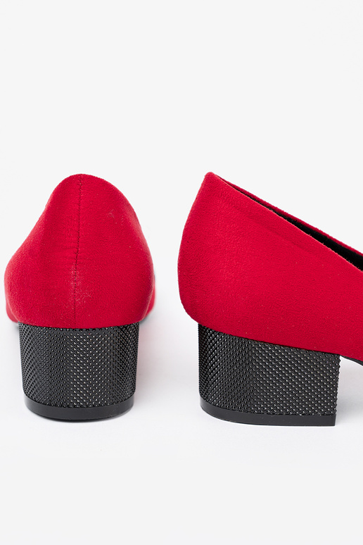 runased poolsaapad vibuga i lakierosisseanym noskiem runased poolsaapad vibuga i lakierosisseanym noskiem