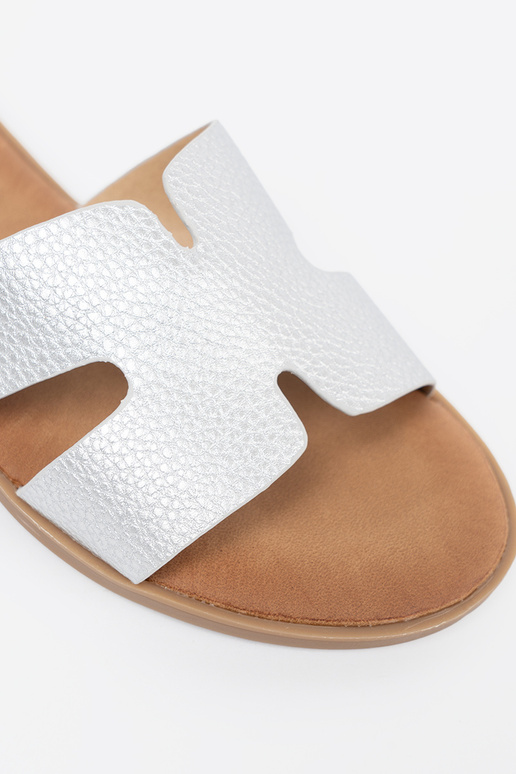 Hõbedat värvi plätud naiste omad z sisseycięciami Hõbedat värvi plätud naiste omad z sisseycięciami