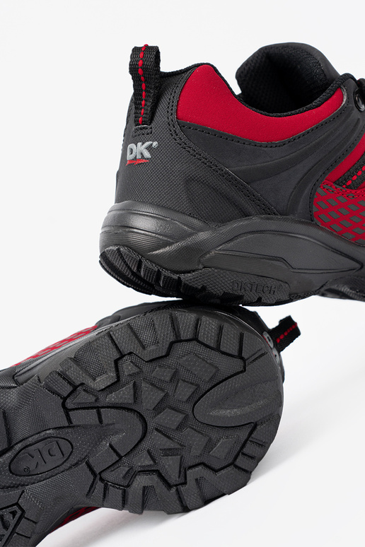 Punased matkasaapad paksul platvormil DK Punased matkasaapad paksul platvormil DK