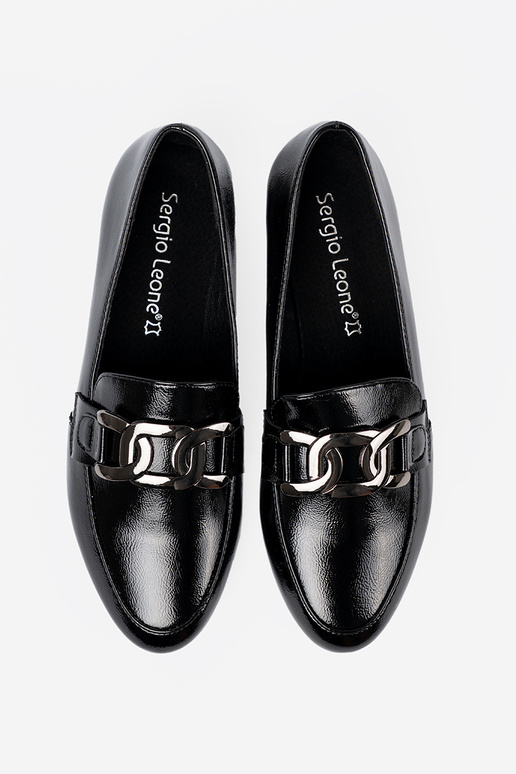 Laque mokassiinid dekoratiivse pandlaga Sergio Leone