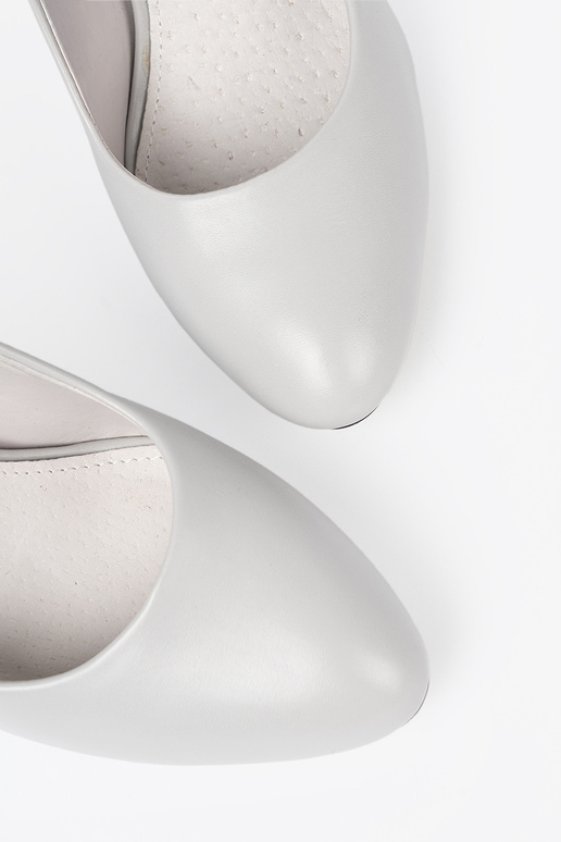 Halli värvi klassikaline poolsaapad kõrgetel kontsadel