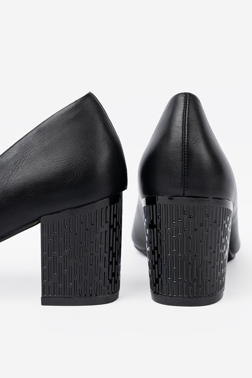 msuud poolsaapad na efektosissenym słupku