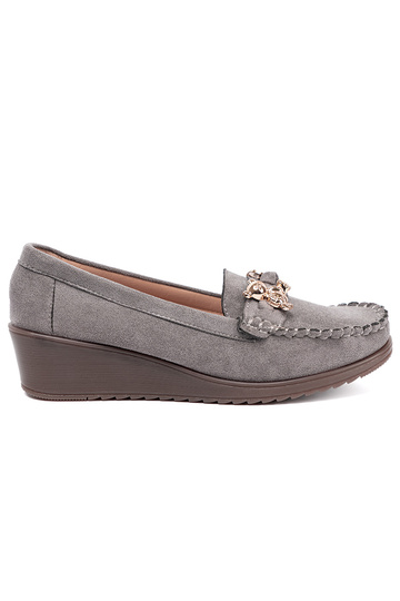 Halli värvi kingad kuldsete detailidega 2