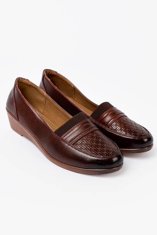 Pealiste saapad slip-on z fakturosisseanym noskiem Pealiste saapad slip-on z fakturosisseanym noskiem