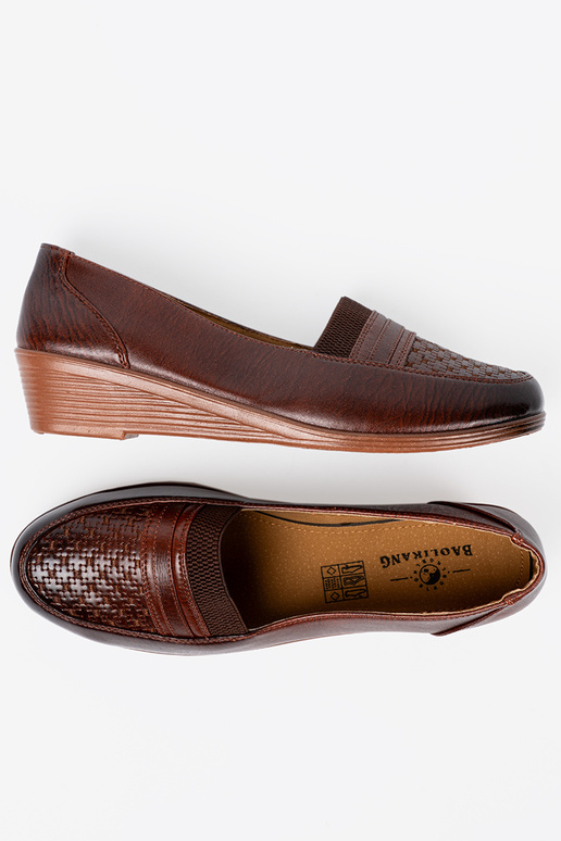 Pealiste saapad slip-on z fakturosisseanym noskiem Pealiste saapad slip-on z fakturosisseanym noskiem