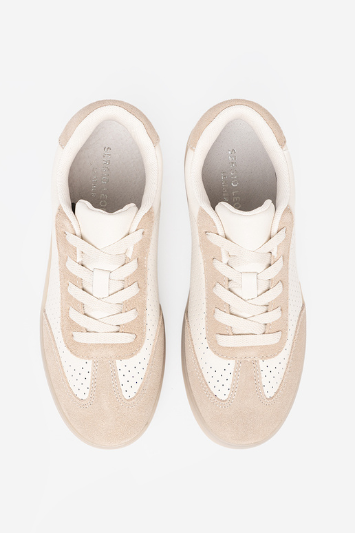 Moekad vabaajajalatsid ažuurne eredaltbeež