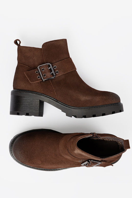 Hn d kotn kov kožen boty s ozdobnou sponou